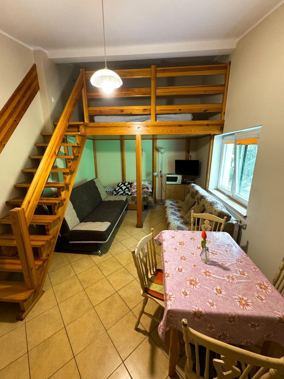 Seating area, Dining area, Bedroom