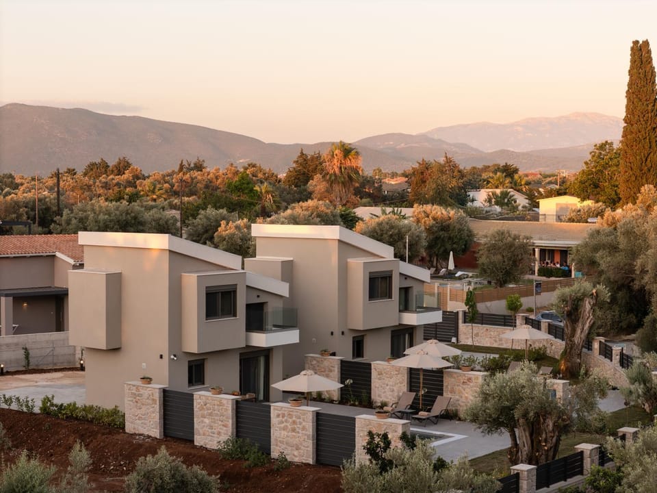 Property building, Natural landscape