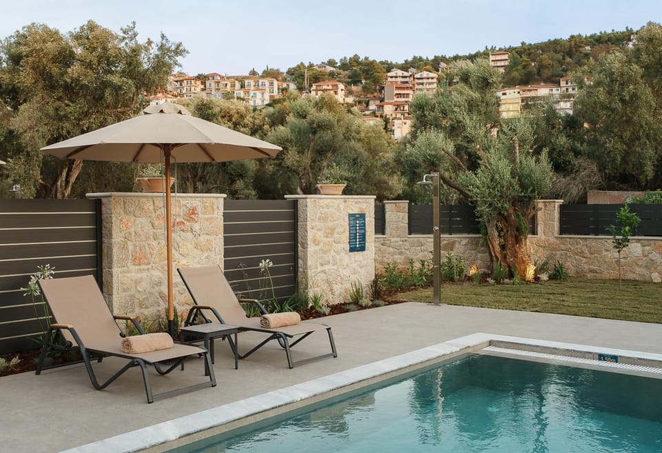 Patio, Natural landscape, Garden, Garden view, Mountain view, Pool view, Swimming pool, sunbed