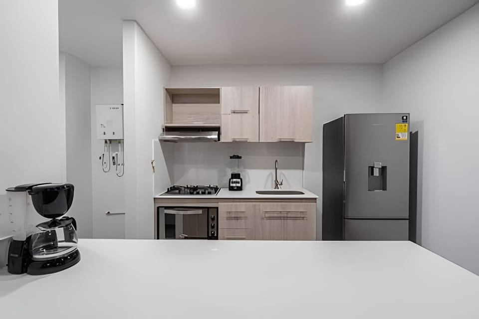 Class 48 2301 - City Lights/Chic loft/Priv balcony Apartment in Sabaneta