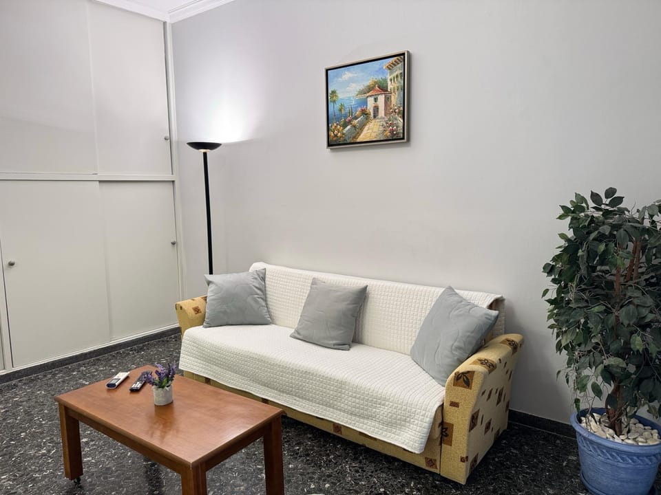 Flowers flat - Tavros Subway 3 min walk Apartment in Kallithea