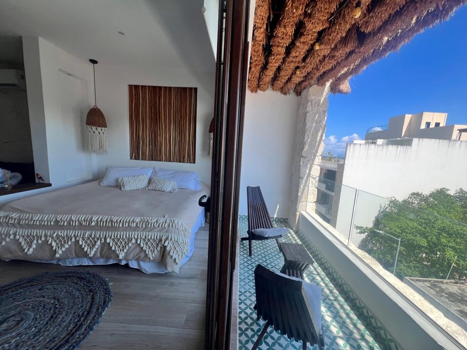 Day, Balcony/Terrace, Bedroom