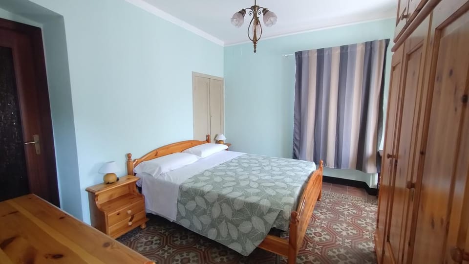 Bedroom, wardrobe, wedding