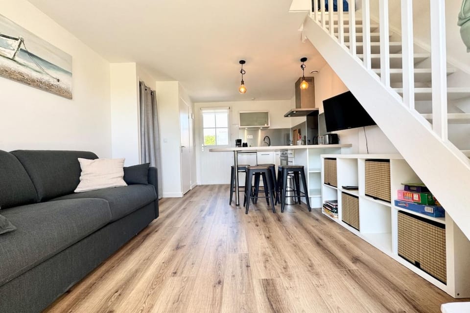 Maison refaite à neuf - Piscine et parking privé House in Clohars-Carnoët