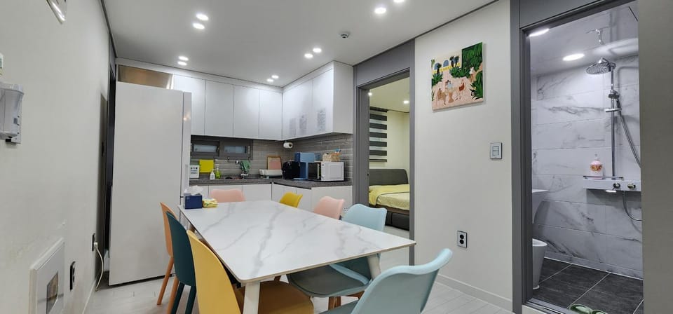 Love & Travel House Bed and Breakfast in Seoul