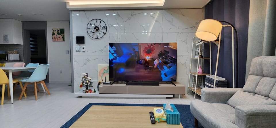 Love & Travel House Bed and Breakfast in Seoul