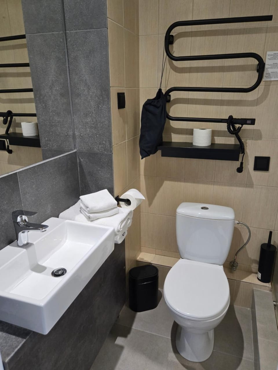 Private Hotel Room in the Corner of Vilnius City Centre Hotel in Vilnius