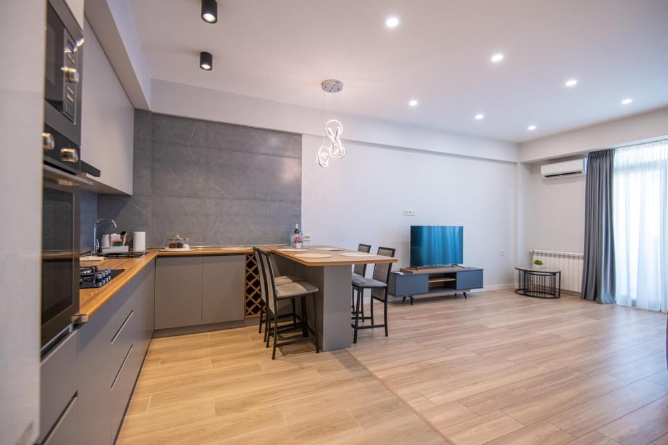 ProRealty - Stylish 2BR apartment in Tbilisi with great City & Kura river view Apartment in Tbilisi, Georgia