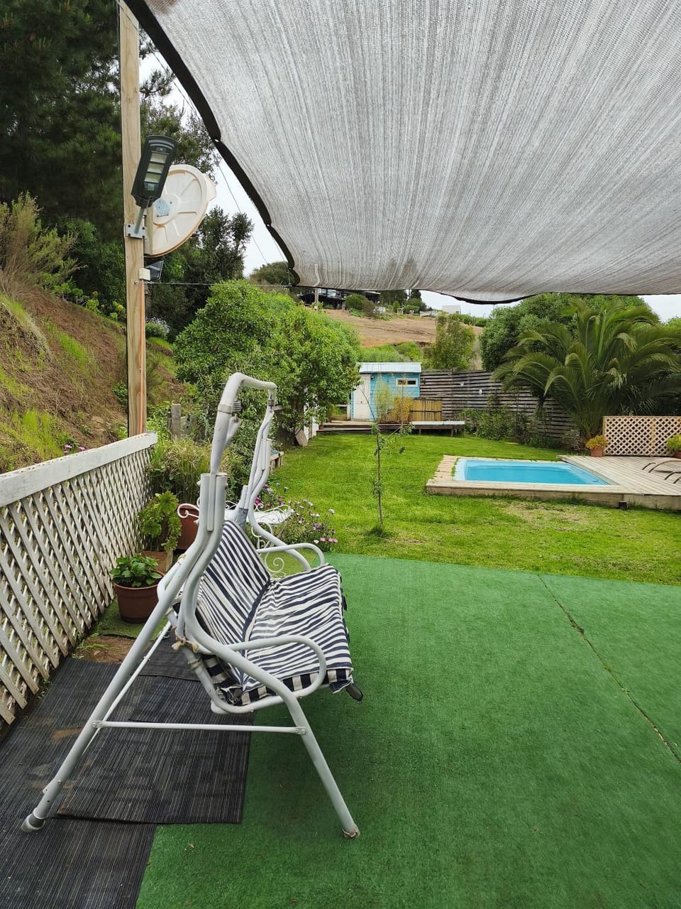 Patio, Spring, Day, Natural landscape, Garden, Swimming pool, sunbed