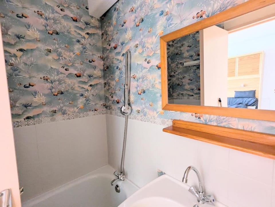 Cocoon sur le port de Gruissan, parking & piscine Apartment in Gruissan