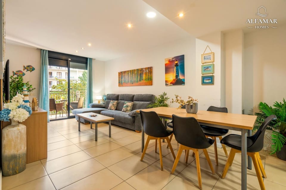Zen Suite - Modern Apartment with Parking & Swimming Pool Apartment in Lloret de Mar