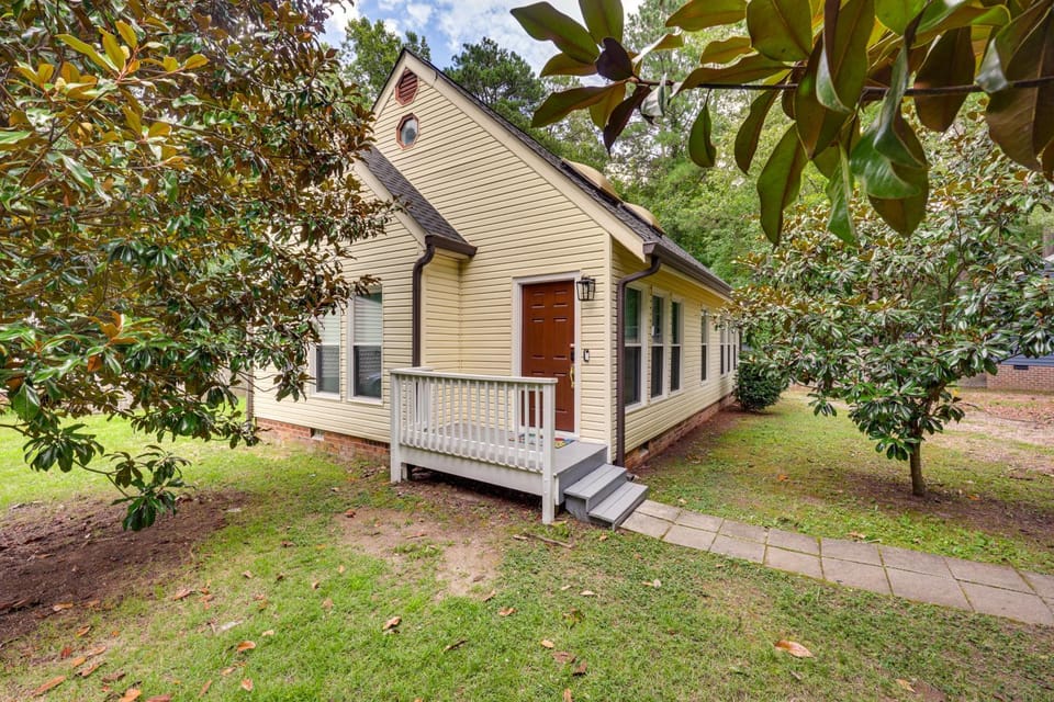 Game Room + Yard: Updated House in Chester! House in Chesterfield County