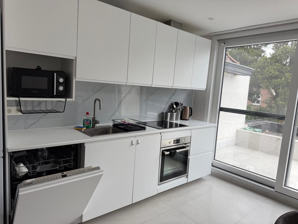 Beautiful house &parking space Apartment in Leuven