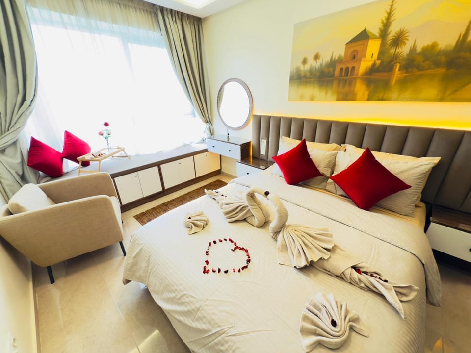 Bed, Photo of the whole room, Bedroom