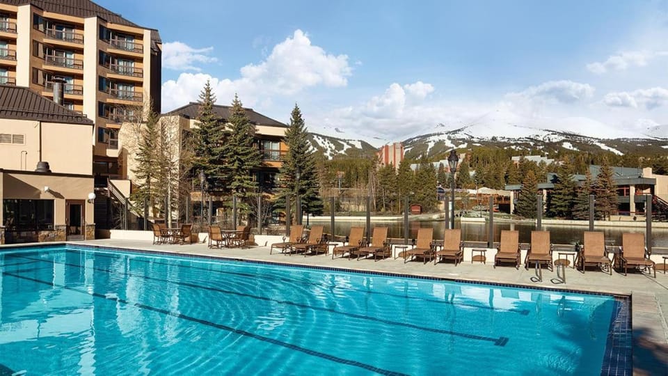 Marriott's Mountain Valley Lodge Studio Apartment with Resort Access House in Breckenridge
