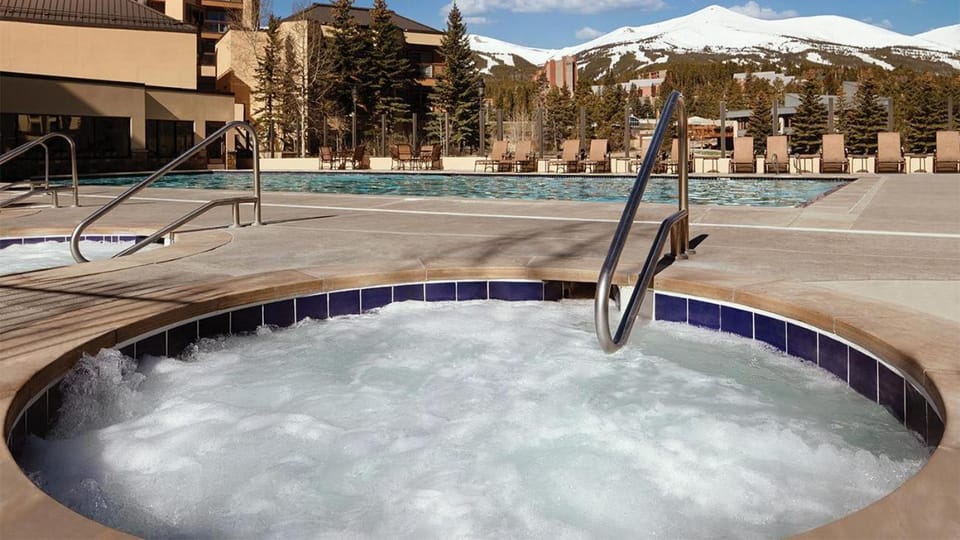 Marriott's Mountain Valley Lodge 1BR Apartment with Resort Access House in Breckenridge