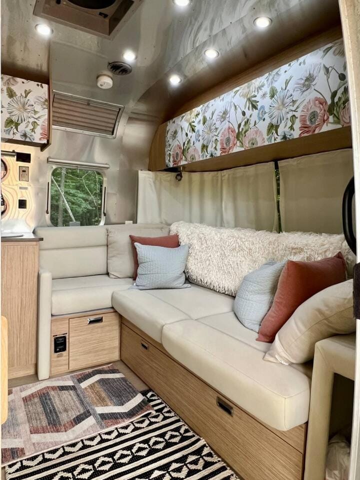 Moonbeam Airstream House in Garrett County