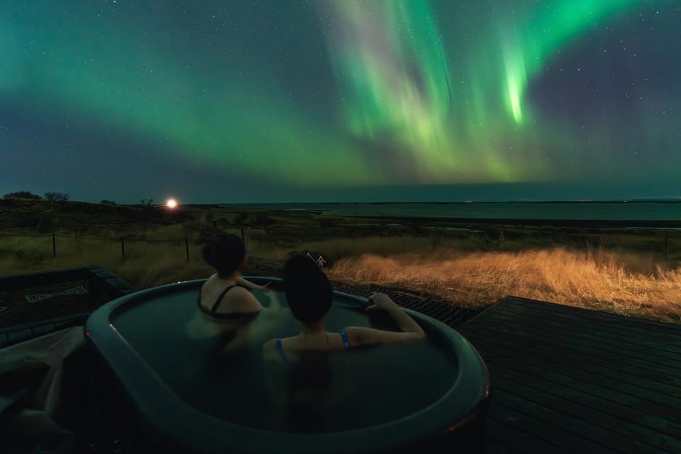 Night, People, Natural landscape, Hot Tub, group of guests