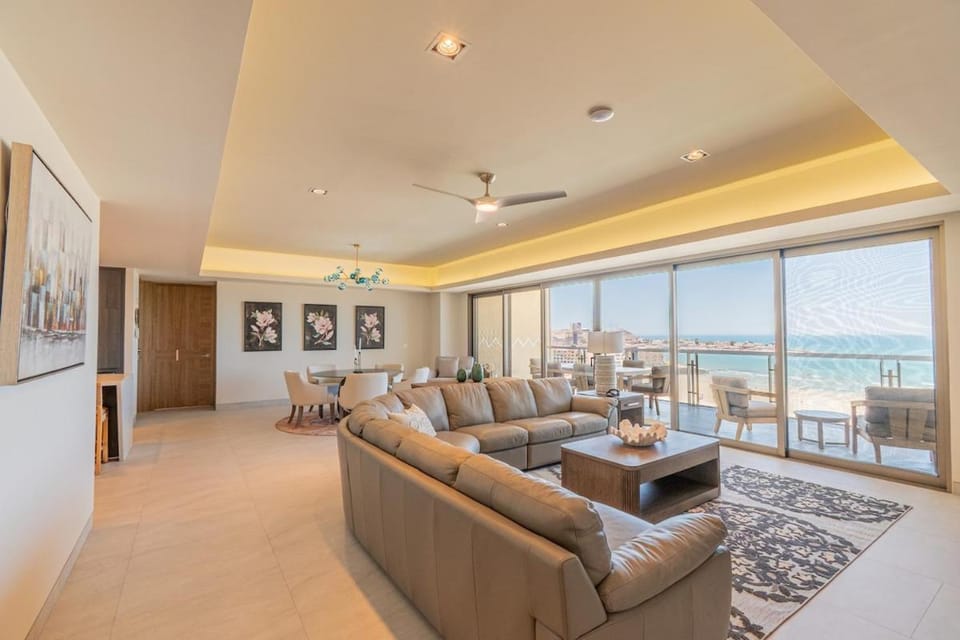 Living room, Sea view