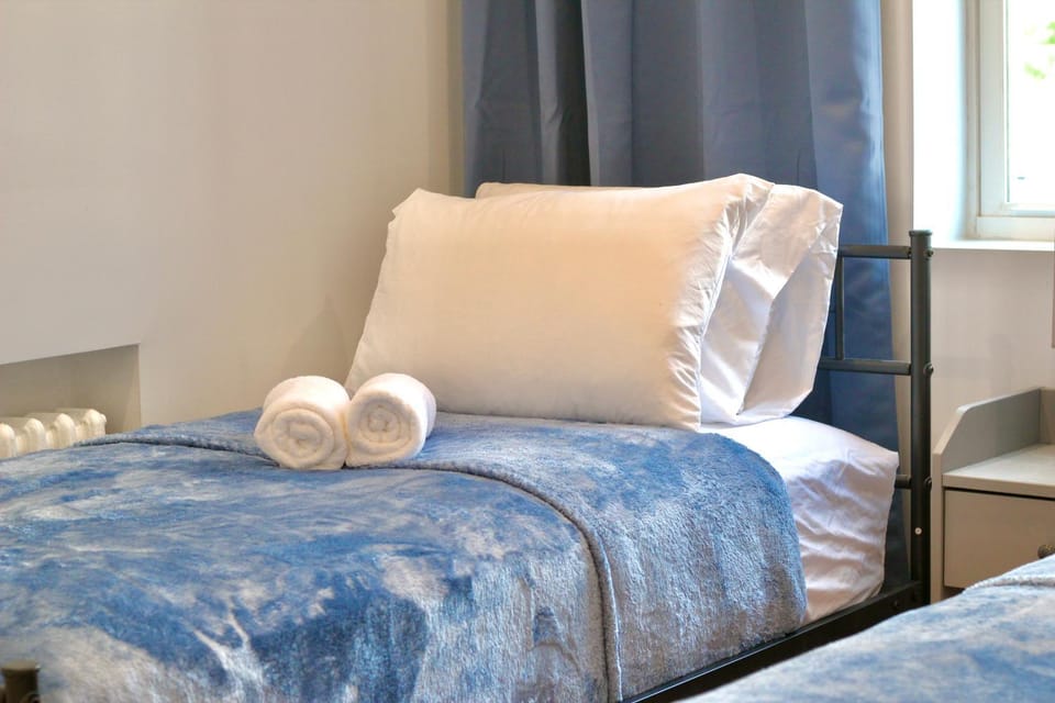 2-Bedroom Apartment 15 Minutes From Manhattan in LIC Astoria Queens Apartment in Astoria