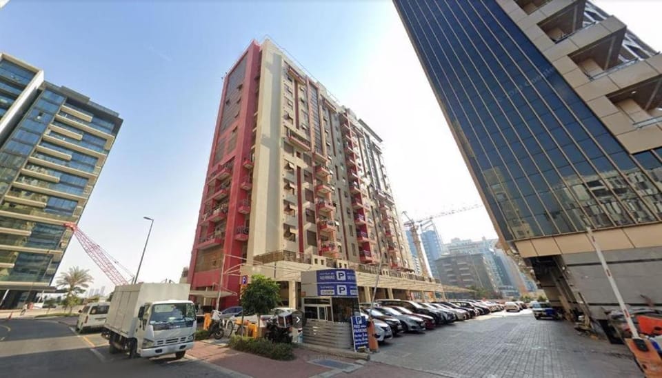 Magnificent Partition Room in Barsha Heights Tecom Vacation rental in Dubai