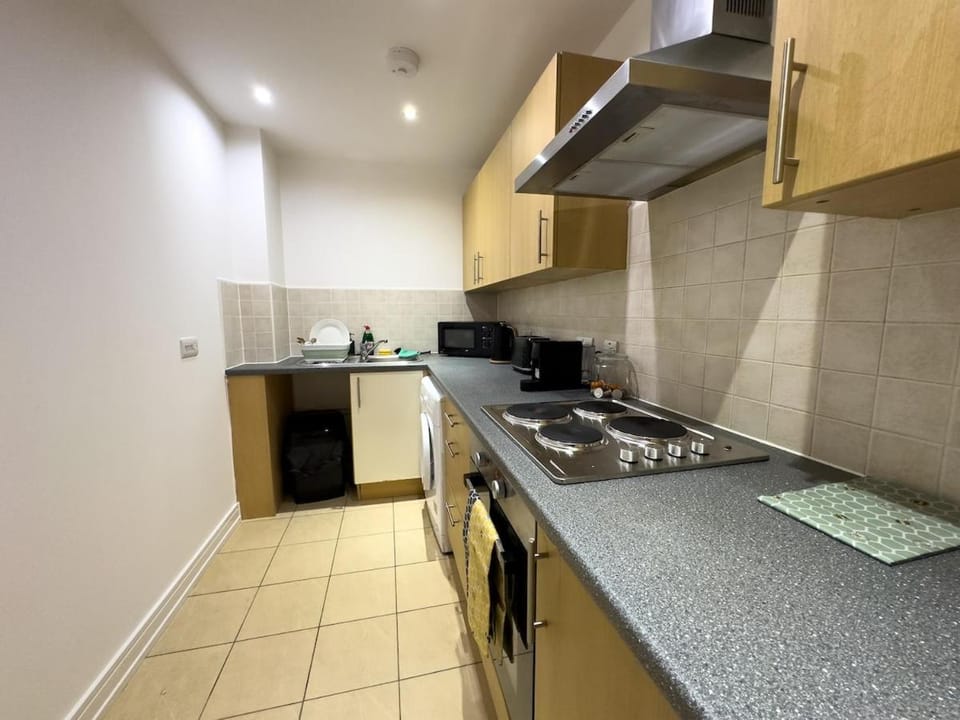 Stylish City Centre Flat - Balcony and Parking Apartment in Manchester