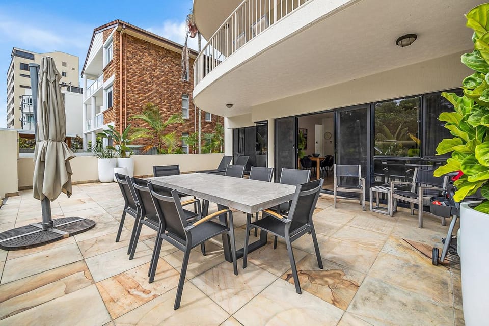 Luxurious 3 bedroom apartrment in Mirra Chana on Parkyn Parade Apartment in Sunshine Coast