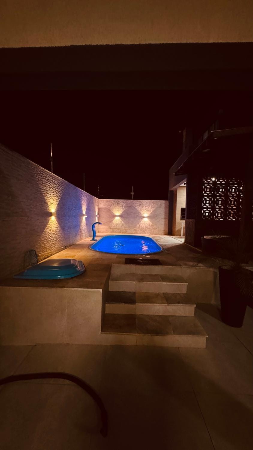 Night, Pool view