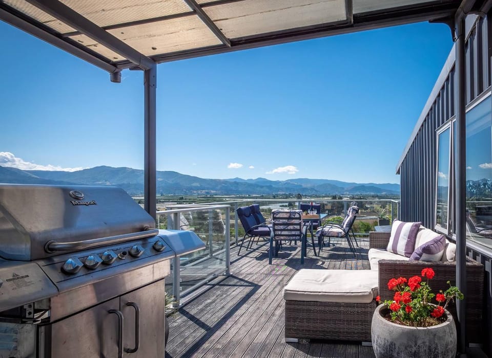 Patio, Garden, Balcony/Terrace