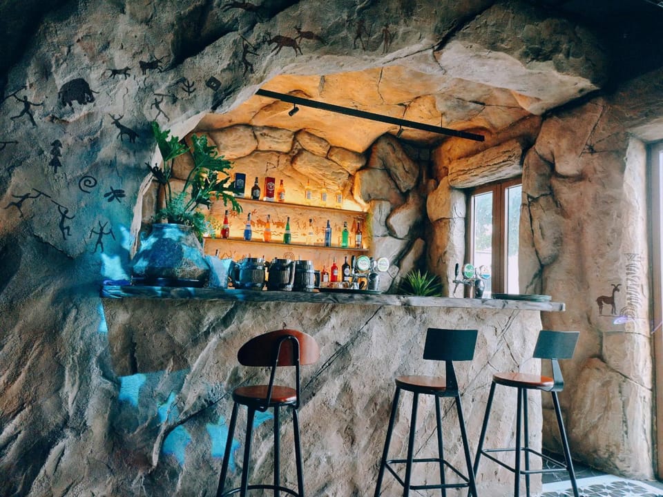 Lounge or bar