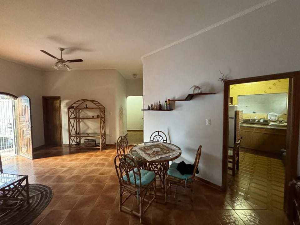 Casarão Praia Caiçara House in State of São Paulo