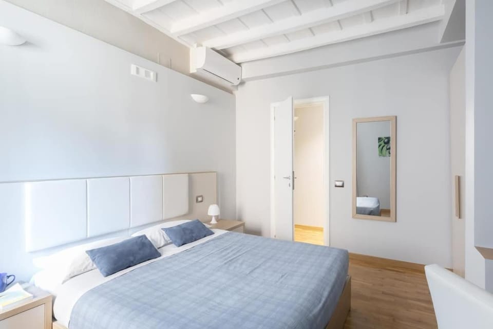 Spanish Steps House Vittoria Apartment in Rome