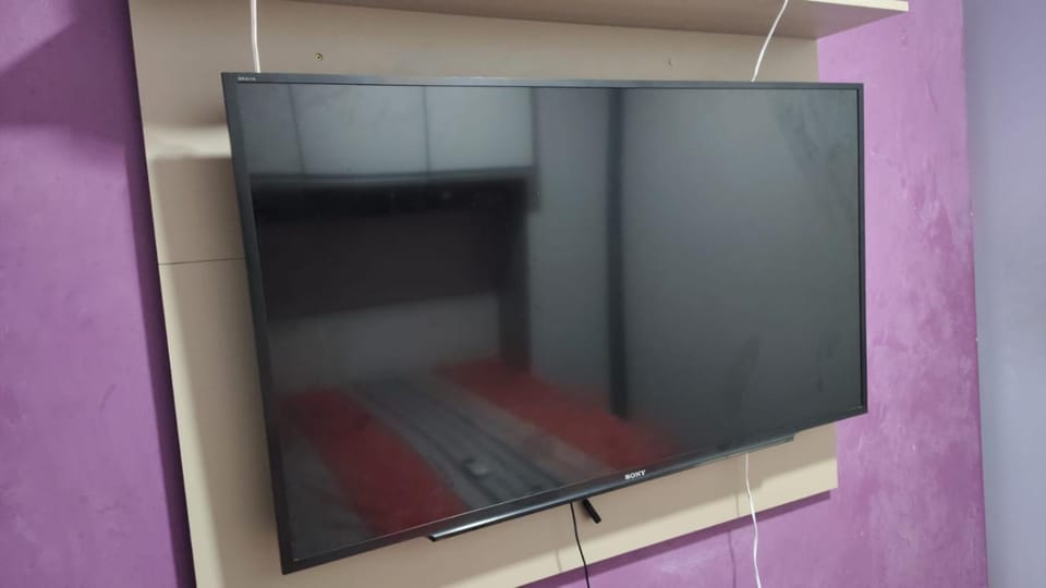TV and multimedia, wardrobe