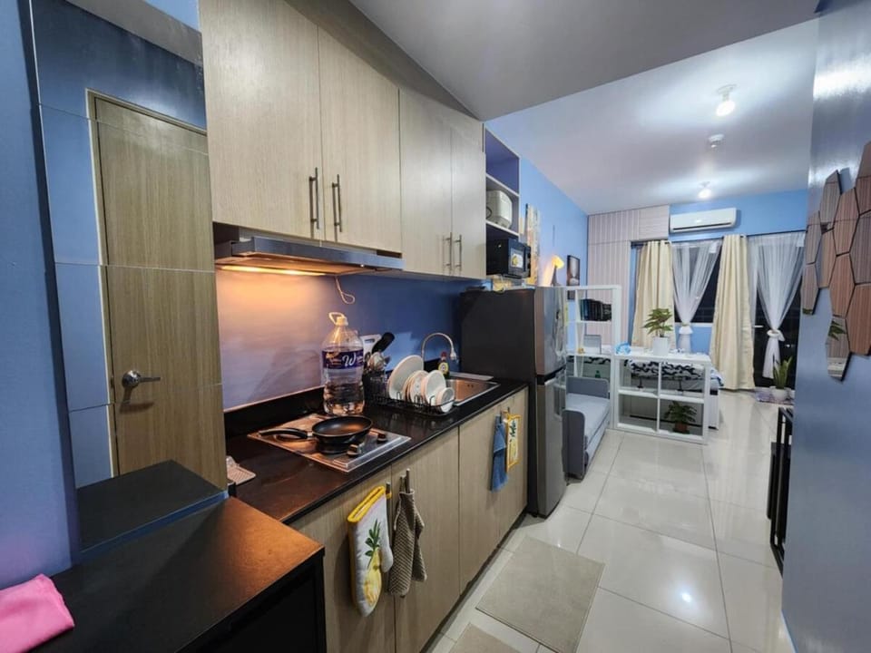 Condo Near World Trade, Star City and PICC - Amazing Breeze Apartment in Pasay