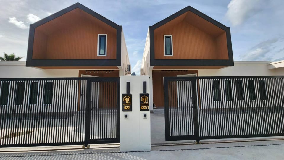 Property building, Day