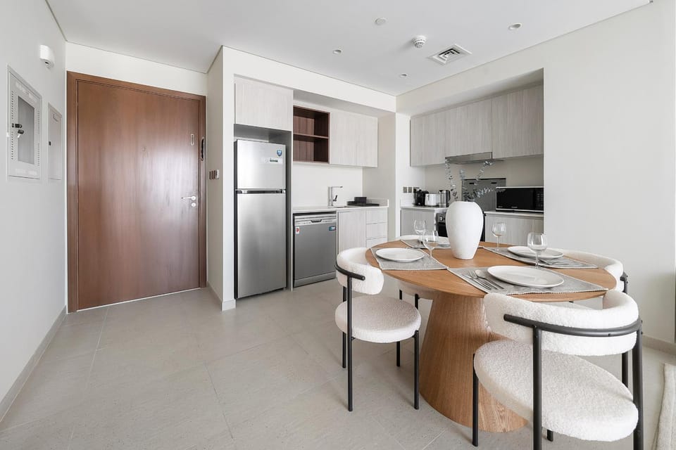 VayK - Classy 1BR Near the Lagoon in Creek Harbour Apartment in Dubai