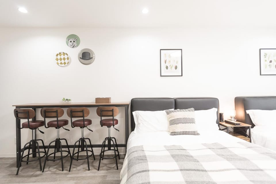 Bed, Bedroom