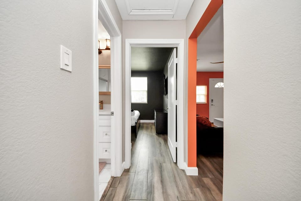 Bathroom, Living room, Bedroom