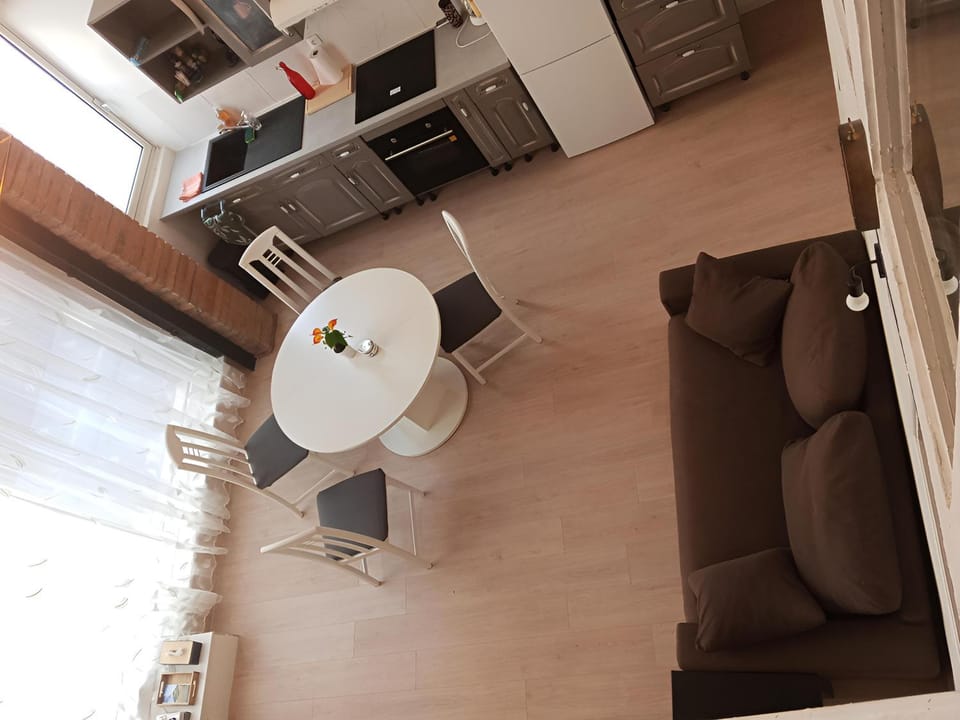 Kitchen or kitchenette, Living room, Dining area