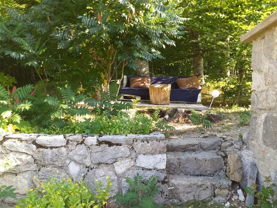 Baške Oštarije - kuća za odmor Apartment in Lika-Senj County