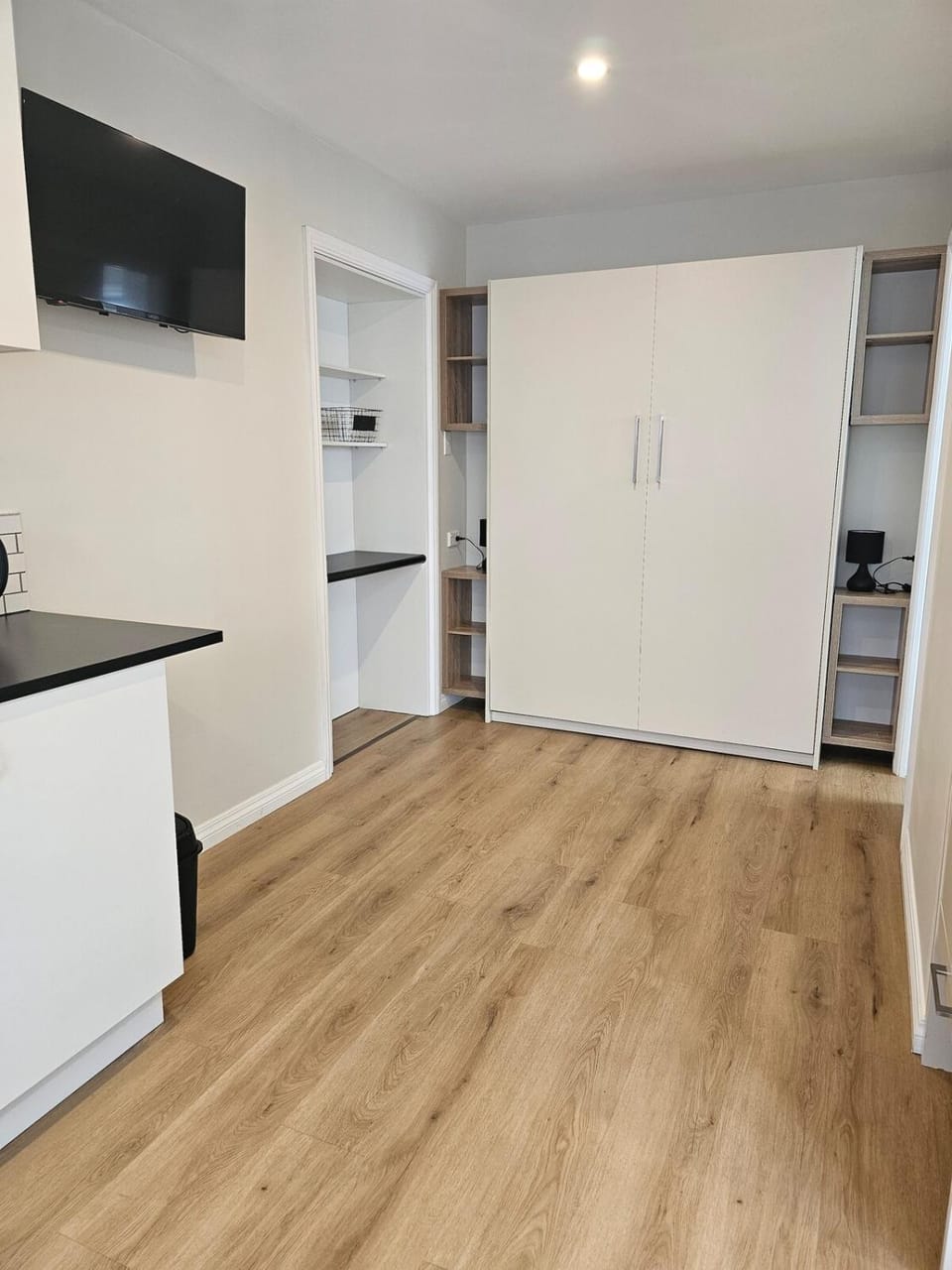 Urban Studio Oasis Apartment in Auckland