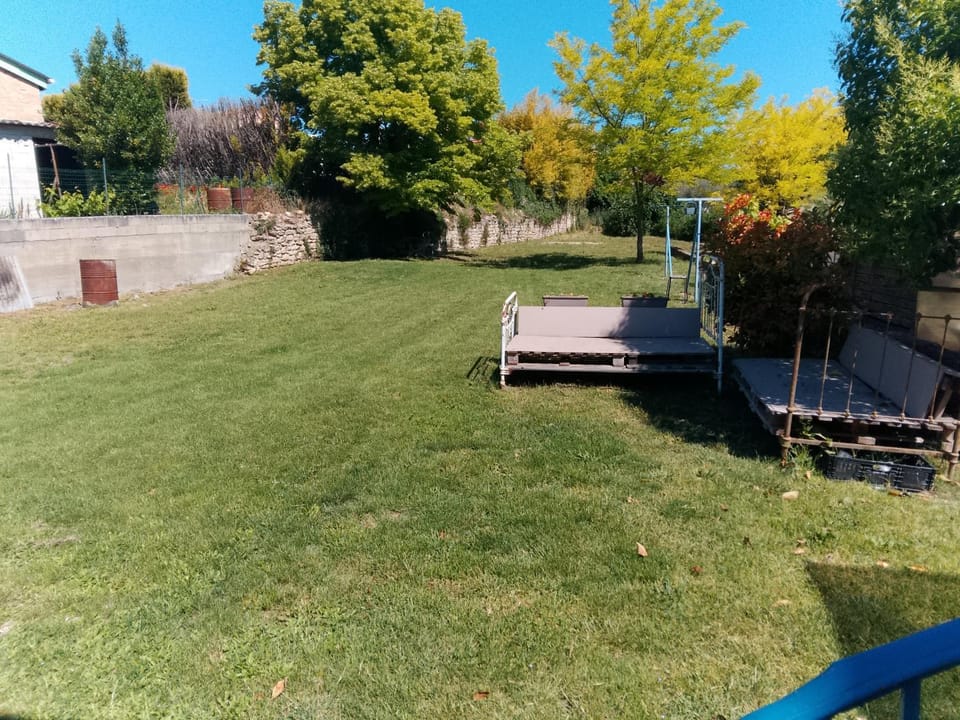 Property building, Garden, Garden view