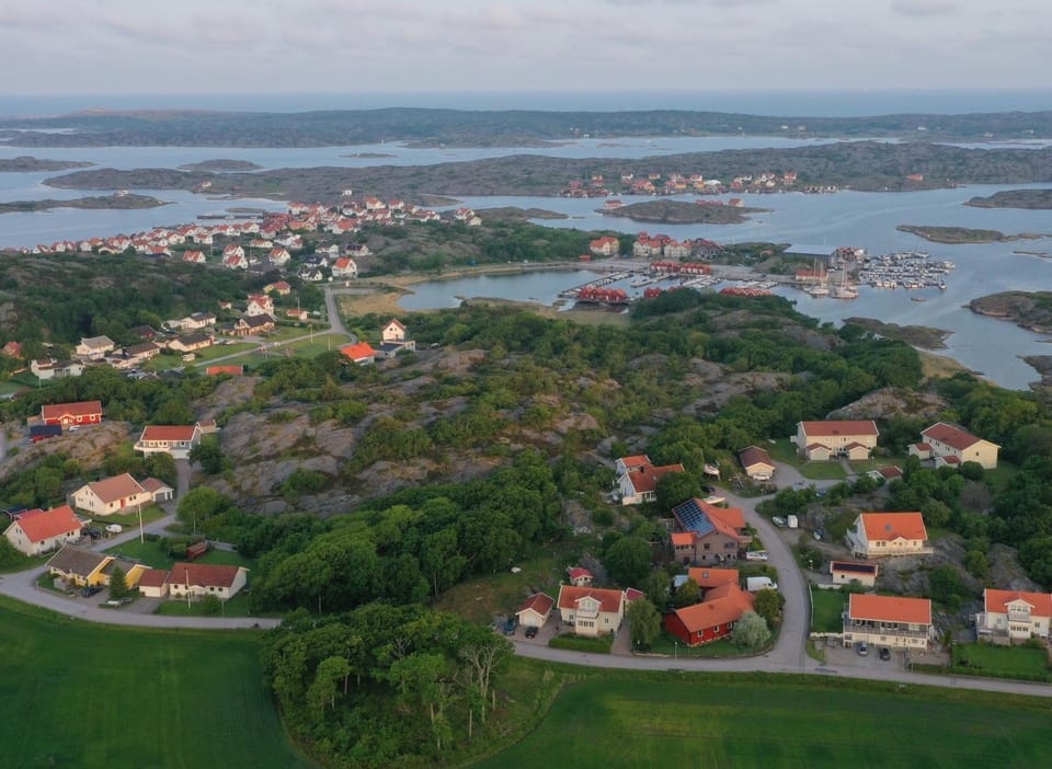 Apartment in Stocken, with sauna, 250 m from the sea House in Västra Götaland County