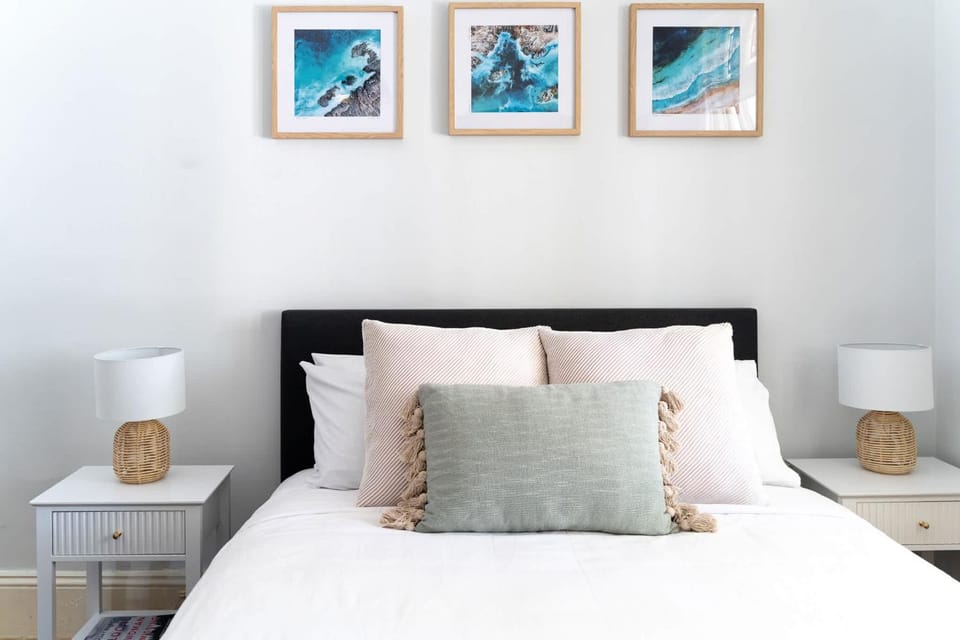Bed, Bedroom, wardrobe