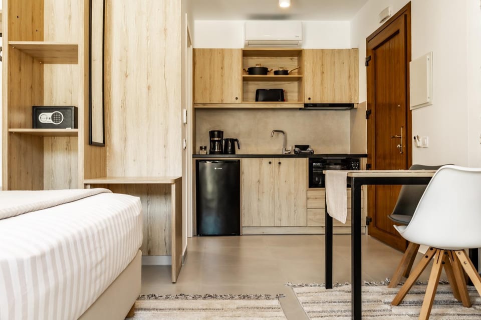 Helios Sivota Apartment hotel in Peloponnese, Western Greece and the Ionian