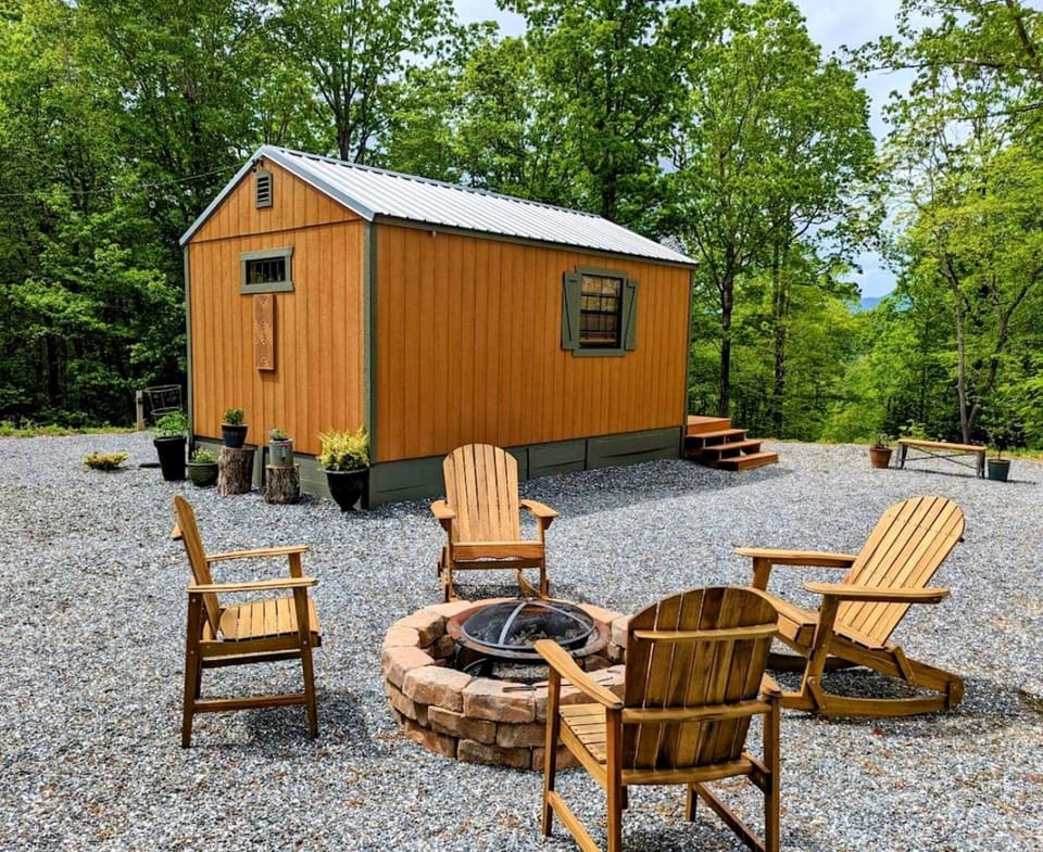 Peaceful Multi-Unit Retreat Offers The Perfect Blend Of Comfort And Nature On A Scenic Ridge Beside The Tuckasegee Sylva North Carolina House in Swain County