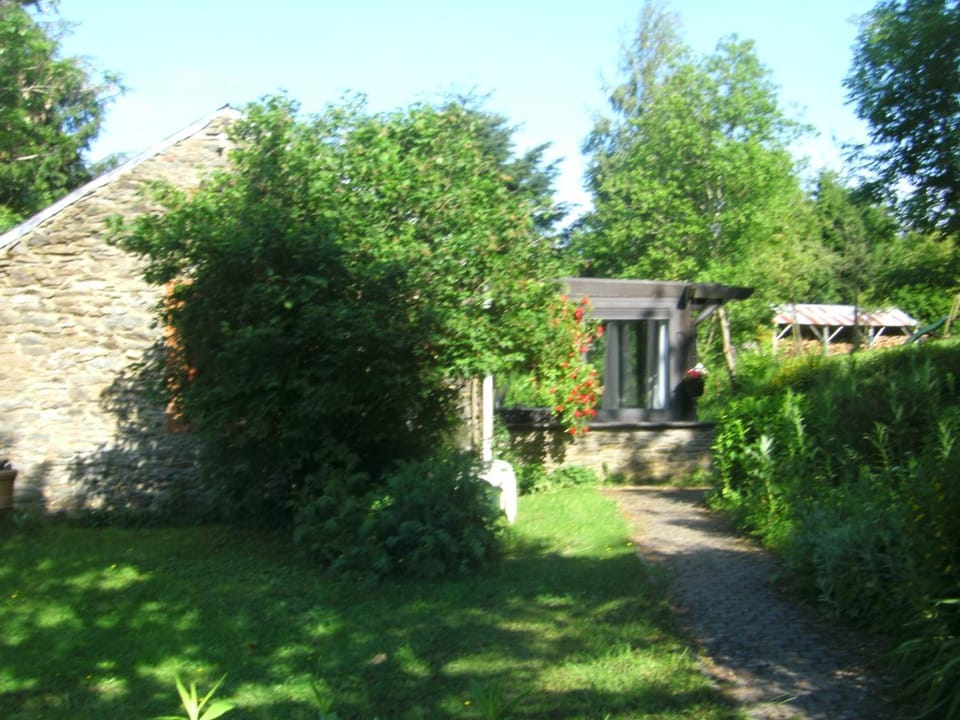 Property building, Garden, Decorative detail, Garden view
