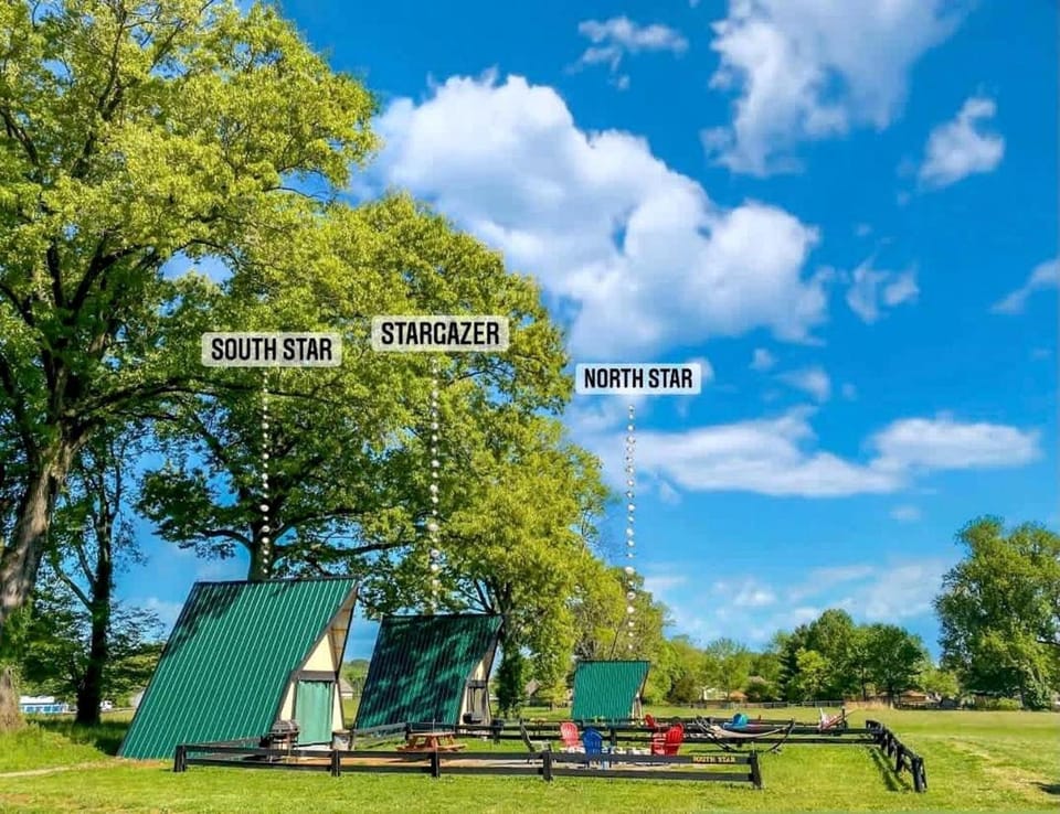 Secluded A-Frame Glamping on 46-Acre Farm Near Nashville – Queen Beds, Fire Pit, Breakfast Included Chalet in Old Hickory Lake