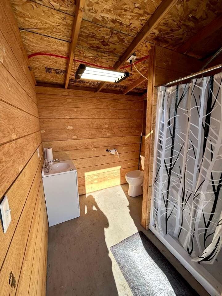 Rustic Sheep Wagon Glamping Retreat with Cowboy Ranch Views near Grand Tetons in Tetonia, Idaho House in Idaho