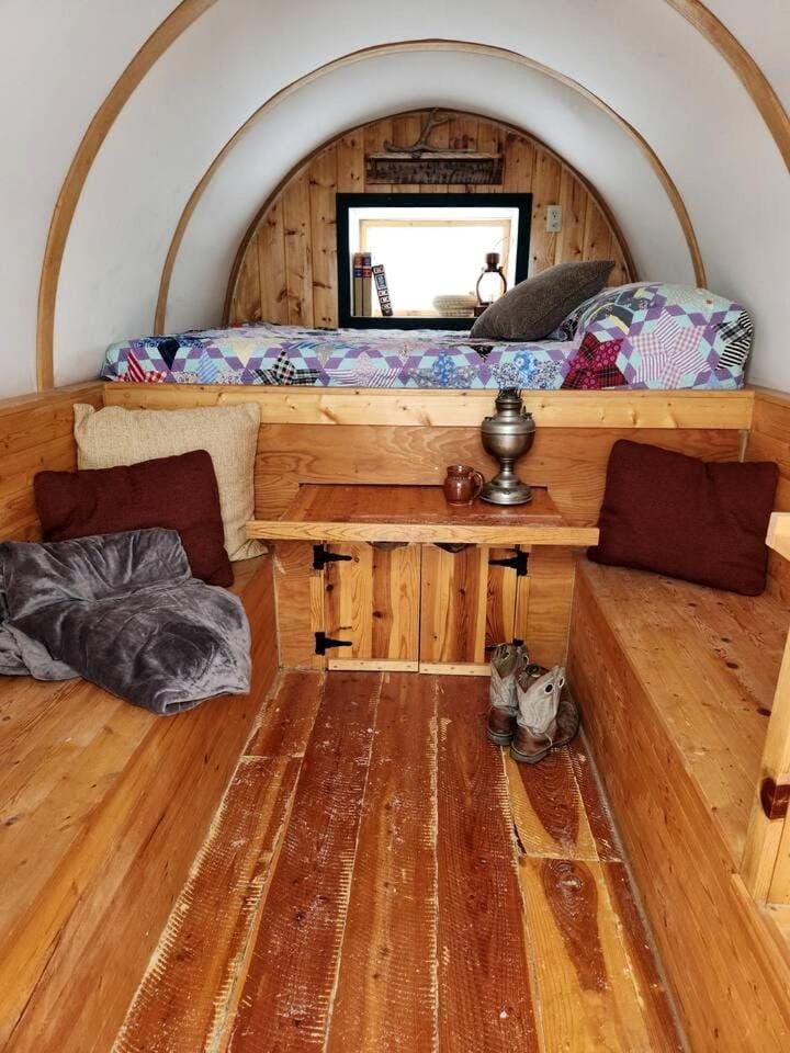 Charming Glamping Wagon with Mountain Views on Working Ranch near Grand Teton – Tetonia, Idaho House in Idaho